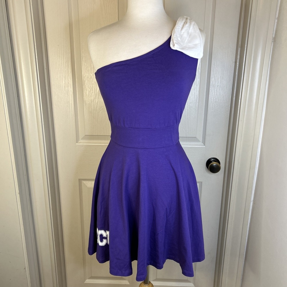 TCU Game Day NWT Dress Purple one shoulder bow w/flared skirt Wm M Made is‎ USA